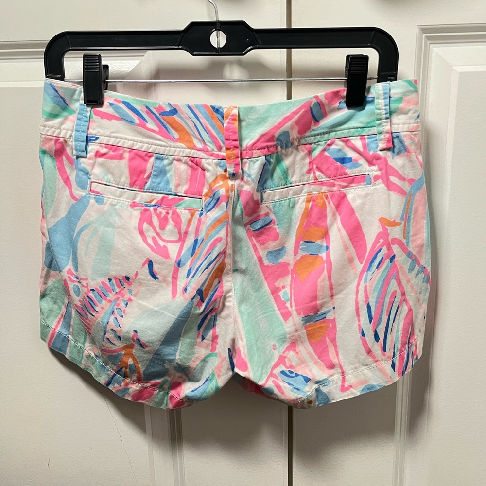 Lilly Pulitzer The Callahan shorts size 2 - Picture 3 of 7